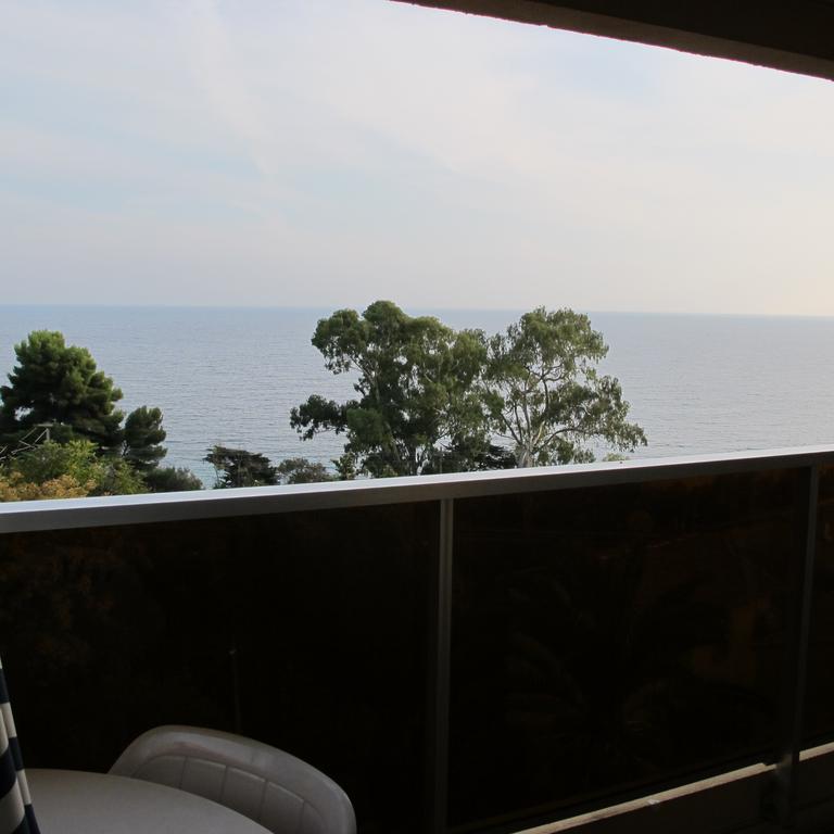 Residence "Le Golfe Bleu" Roquebrune-Cap-Martin Værelse billede