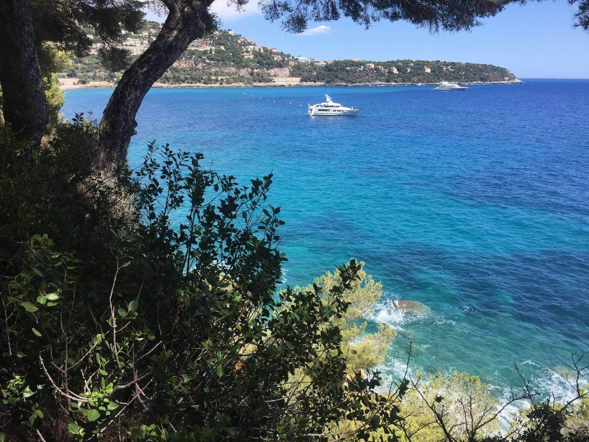Residence "Le Golfe Bleu" Roquebrune-Cap-Martin Eksteriør billede
