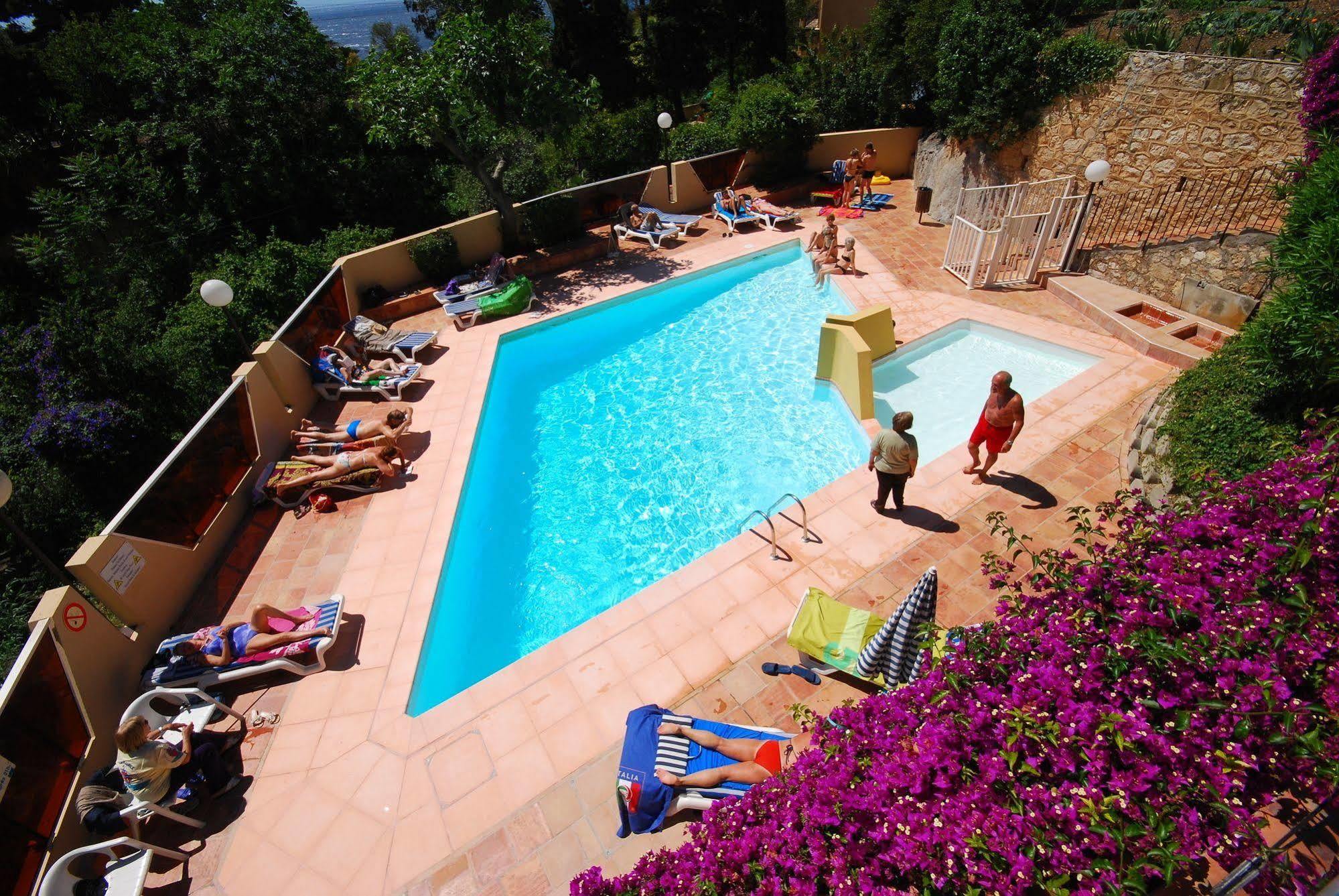 Residence "Le Golfe Bleu" Roquebrune-Cap-Martin Eksteriør billede