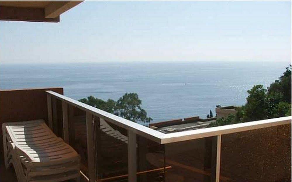 Residence "Le Golfe Bleu" Roquebrune-Cap-Martin Eksteriør billede